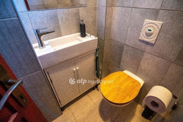 Eladó családi ház, Fóton 189 M Ft, 6 szobás