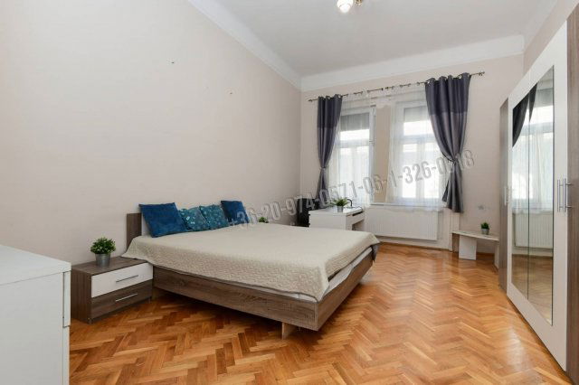 Eladó téglalakás, Budapesten, VI. kerületben 99 M Ft, 3 szobás