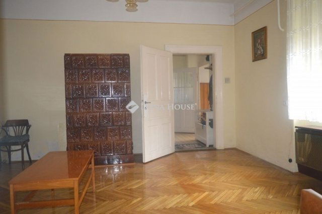 Eladó téglalakás, Debrecenben 59.5 M Ft, 2 szobás