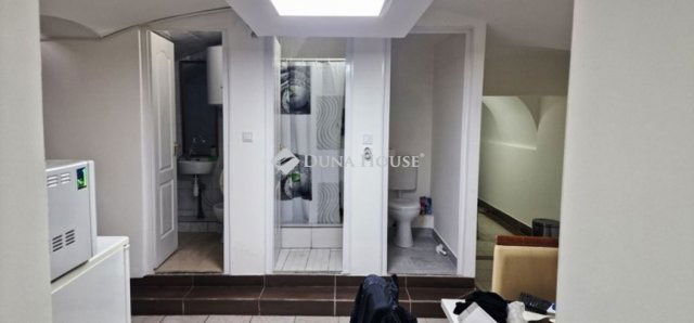 Eladó ipari ingatlan, Budapesten, VIII. kerületben 28.9 M Ft
