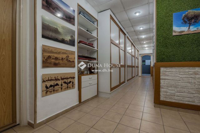 Eladó üzlethelyiség, Budapesten, XI. kerületben 287 M Ft