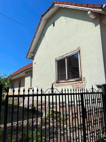 Eladó családi ház, Pilisvörösváron 99 M Ft, 3 szobás