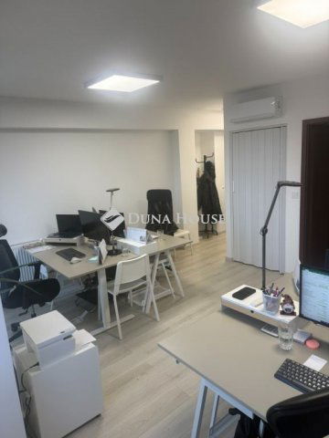 Kiadó iroda, Debrecenben, Szabó Lőrinc utcában 245 E Ft / hó