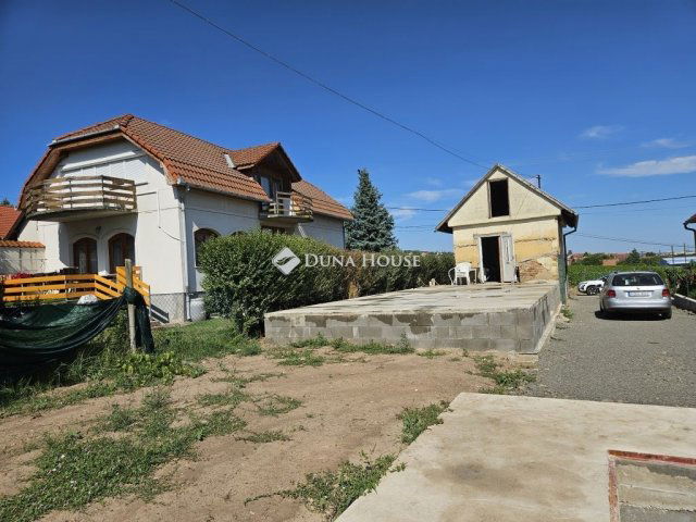 Eladó telek, Pécsett 35 M Ft / költözzbe.hu