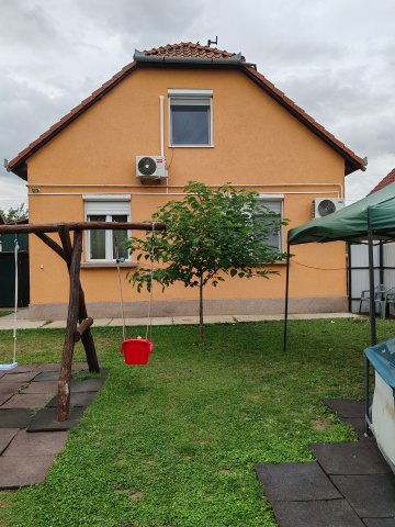 Eladó családi ház, Szolnokon 59 M Ft, 5 szobás