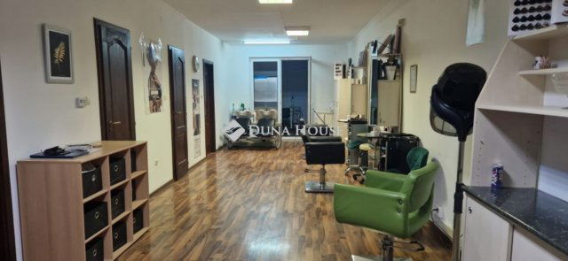 Eladó téglalakás, Nyíregyházán 47 M Ft, 5 szobás