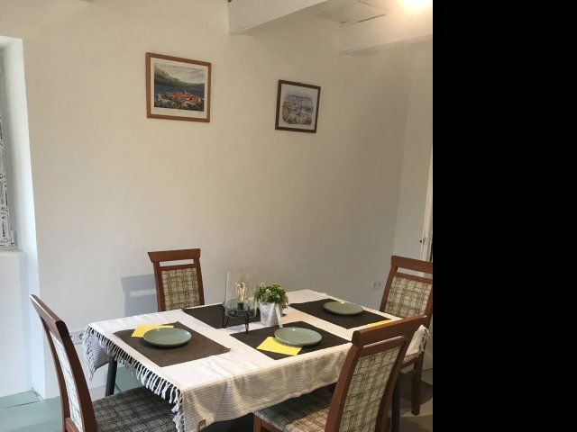 Eladó családi ház, Pakson 58.5 M Ft, 3 szobás