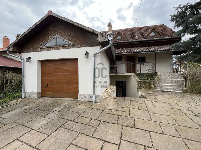 Eladó családi ház, Debrecenben 105 M Ft, 4 szobás