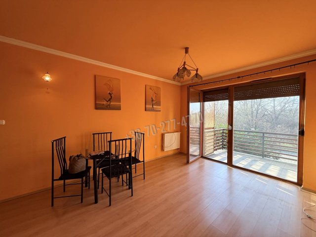 Eladó téglalakás, Oroszlányban 50.5 M Ft, 2 szobás