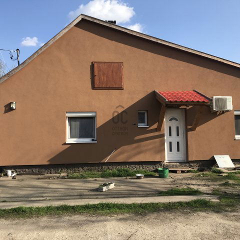 Eladó ipari ingatlan, Dunavarsányban 299 M Ft