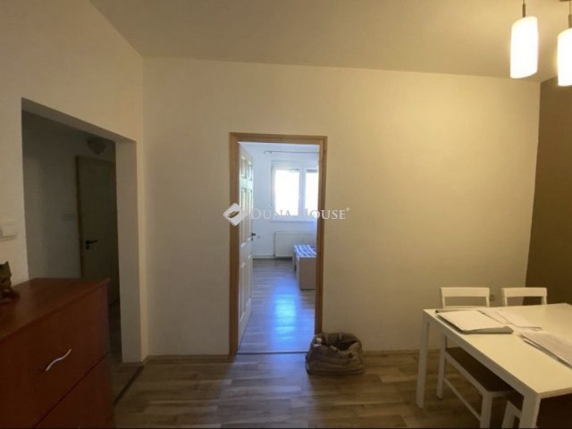 Eladó téglalakás, Pécsett, Endre utcában 42 M Ft, 2 szobás