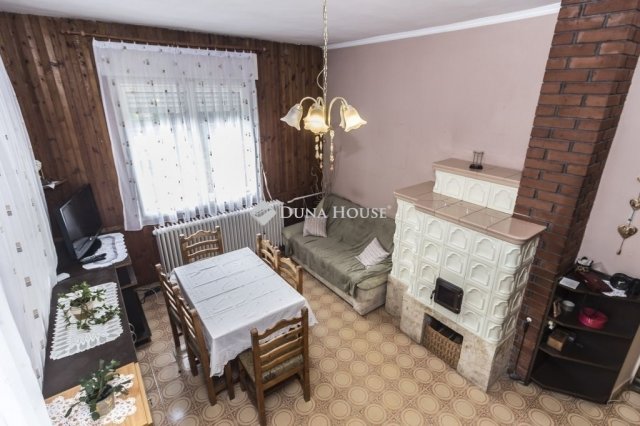 Eladó családi ház, Rumon 44.9 M Ft, 4 szobás