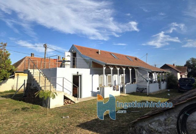 Eladó családi ház, Felsőpáhokon 65 M Ft, 2+1 szobás
