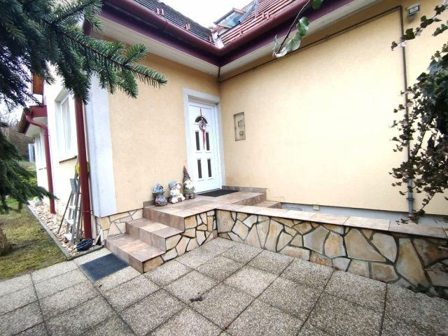 Eladó családi ház, Öskün 74.9 M Ft, 2+2 szobás