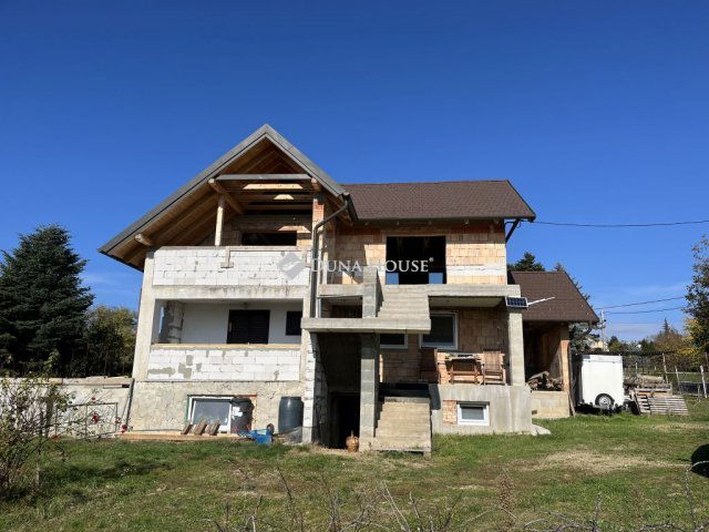 Eladó családi ház, Cserszegtomajon 67 M Ft, 4 szobás