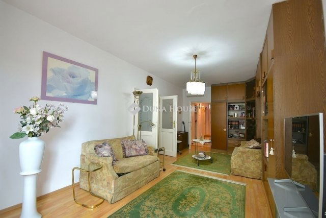 Eladó téglalakás, Budapesten, VIII. kerületben 75.5 M Ft