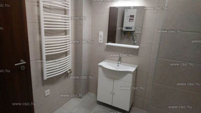 Eladó téglalakás, Budapesten, III. kerületben 98 M Ft, 3 szobás