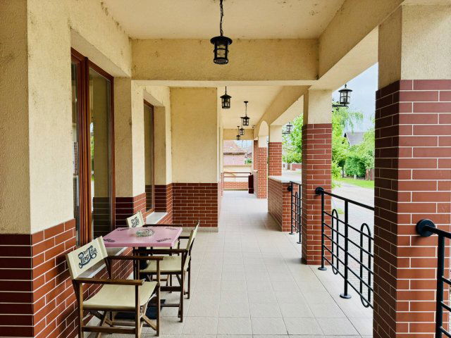 Eladó üzlethelyiség, Hajdúnánáson 234.9 M Ft, 3 szobás