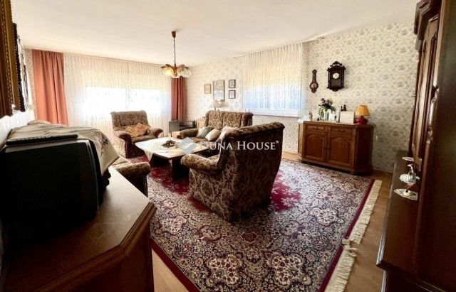 Eladó családi ház, Balatonalmádiban 134.9 M Ft, 4 szobás