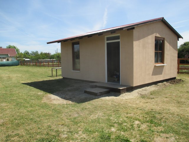 Eladó családi ház, Békéscsabán 12.99 M Ft, 1 szobás