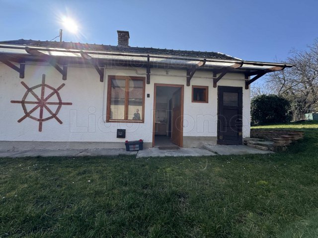 Eladó nyaraló, Fonyódon 41 M Ft, 3 szobás / költözzbe.hu