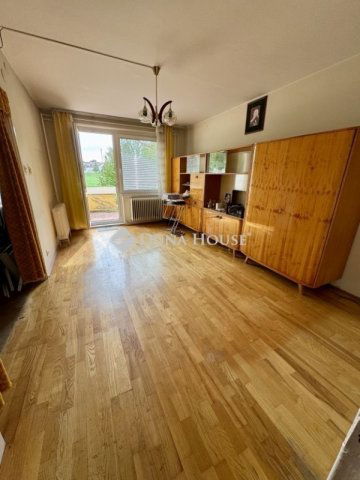 Eladó panellakás, Berhidán 35.99 M Ft, 2 szobás