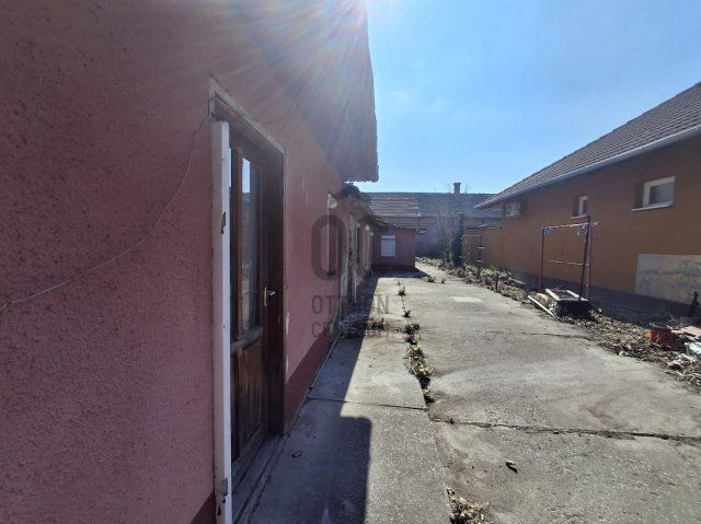 Eladó családi ház, Nagykőrösön 7 M Ft, 2 szobás