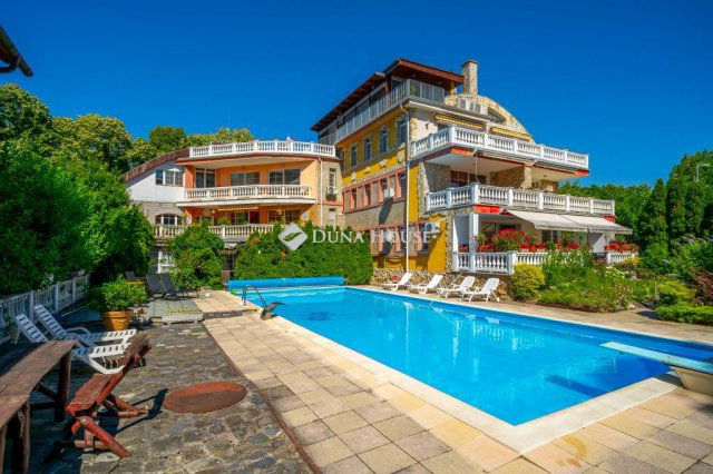 Eladó téglalakás, Budapesten, III. kerületben 149 M Ft, 3 szobás