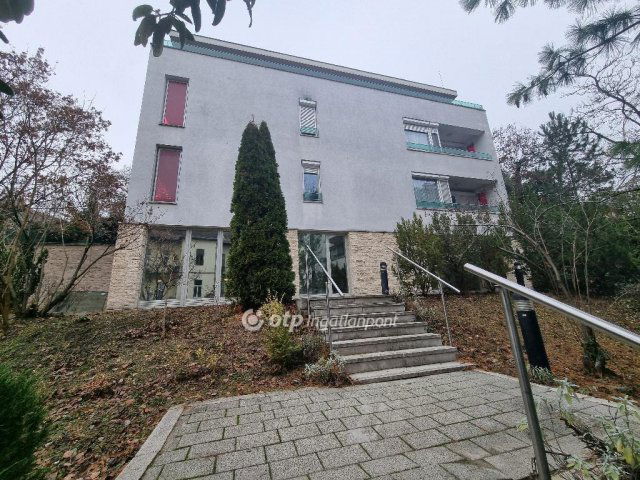 Eladó téglalakás, Budapesten, II. kerületben 199.9 M Ft