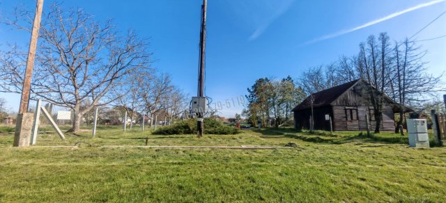 Eladó telek, Orosházán 3.99 M Ft / költözzbe.hu