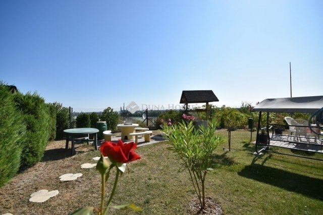 Eladó ikerház, Budapesten, XXII. kerületben 219.99 M Ft, 4 szobás