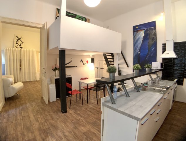 Kiadó téglalakás, albérlet, VI. kerületben, Anker közben