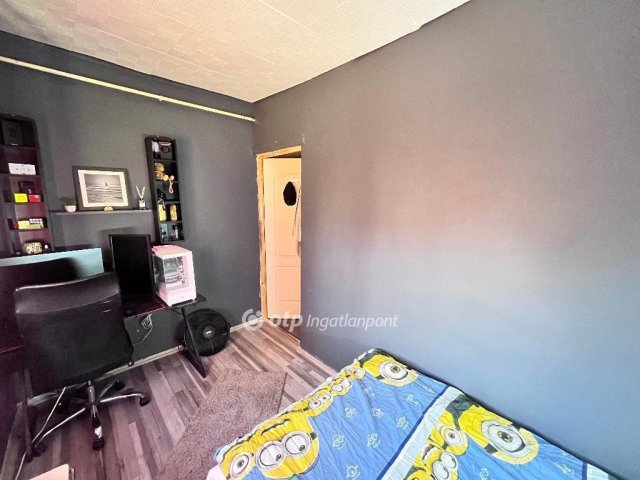 Eladó családi ház, Verpeléten 12.7 M Ft, 1+2 szobás