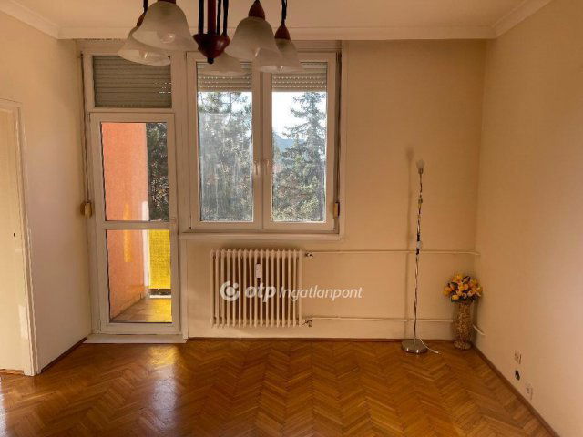 Eladó téglalakás, Nyíregyházán 43 M Ft, 2 szobás