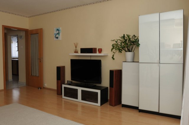 Eladó panellakás, Budapesten, XXI. kerületben 63.9 M Ft, 2 szobás