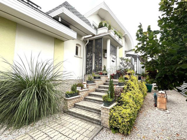 Eladó családi ház, Dabason 249 M Ft, 5 szobás