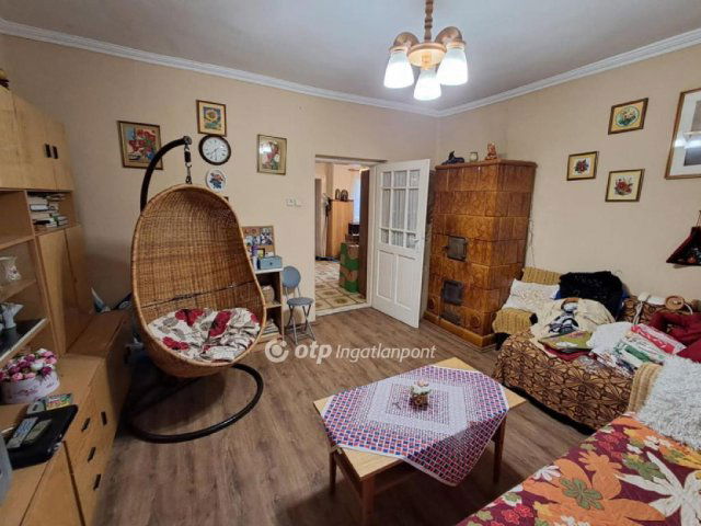 Eladó nyaraló, Nagycserkeszen 24.5 M Ft, 3 szobás