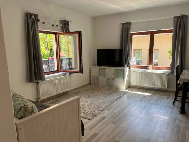 Eladó családi ház, Csobánkán 89.9 M Ft, 3 szobás