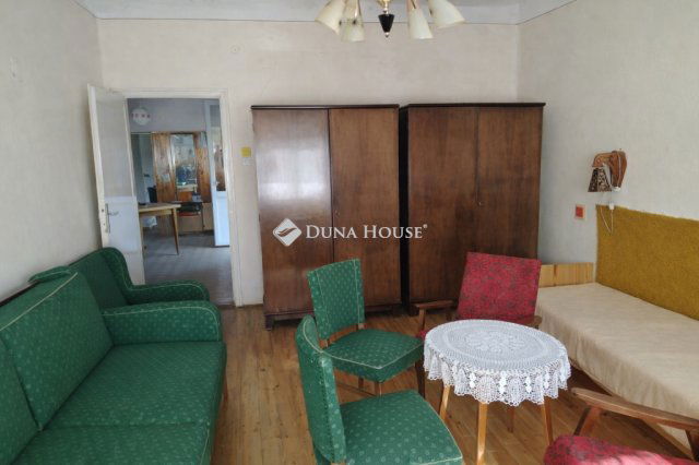 Eladó családi ház, Pálin 26 M Ft, 4 szobás