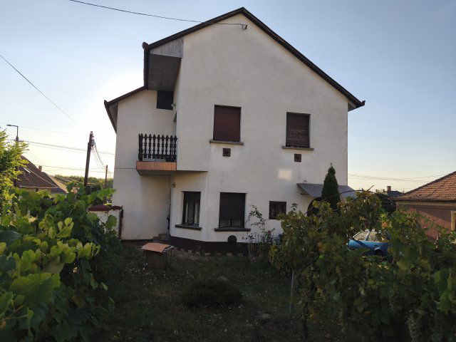 Eladó családi ház, Zalaegerszegen 74.99 M Ft, 6 szobás