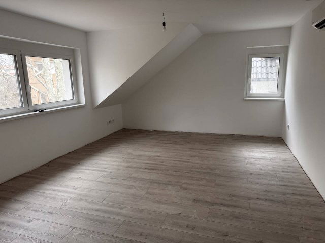 Eladó téglalakás, Rétságon 24.9 M Ft, 1 szobás
