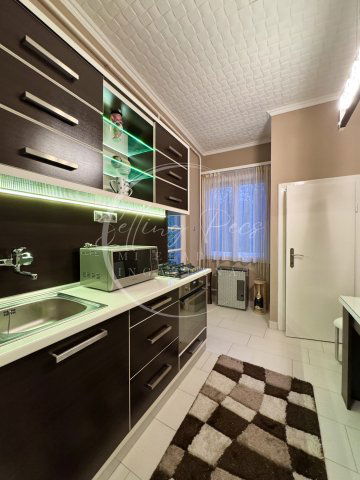 Eladó téglalakás, Pécsett, Madách Imre utcában 52 M Ft