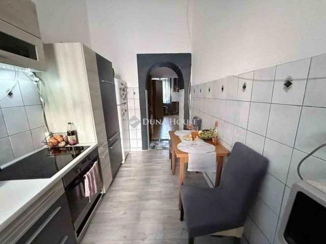 Eladó téglalakás, Budapesten, XIII. kerületben 69.9 M Ft