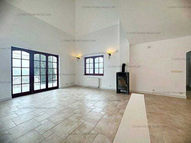 Eladó családi ház, Ürömön 229 M Ft, 5 szobás