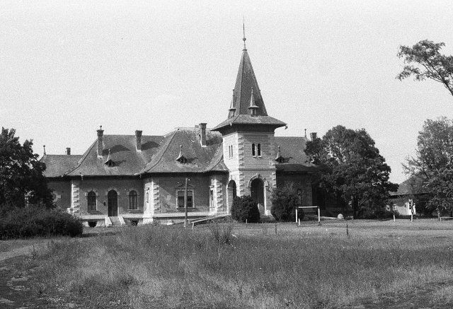 Eladó ipari ingatlan, Orosházán 59 M Ft / költözzbe.hu