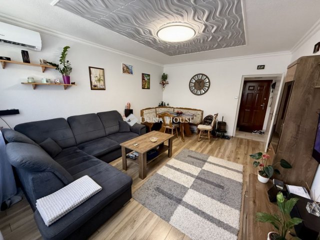 Eladó panellakás, Budapesten, XXI. kerületben 58 M Ft, 2 szobás
