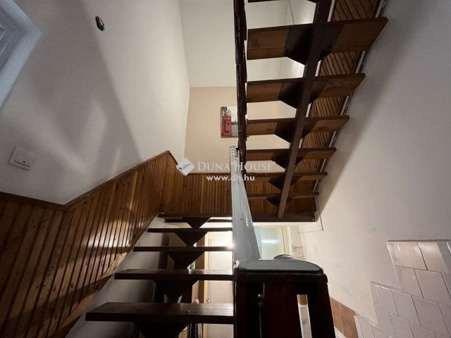 Eladó családi ház, Gyömrőn 79.99 M Ft, 4 szobás