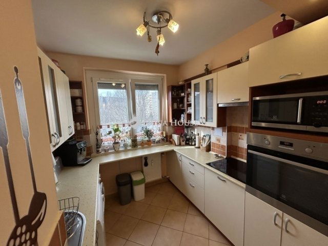 Eladó panellakás, Budapesten, III. kerületben 89.9 M Ft, 3 szobás