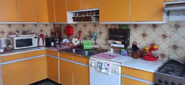 Eladó sorház, Szigetszentmiklóson 74.5 M Ft, 3+1 szobás