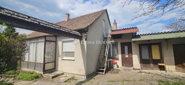 Eladó családi ház, Siófokon 63 M Ft, 4 szobás